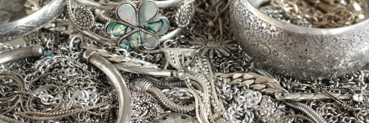 The Benefits of Selling Your Silver Jewellery